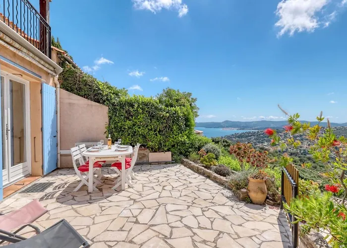 Exceptional View In Saint-Clair For 4 People