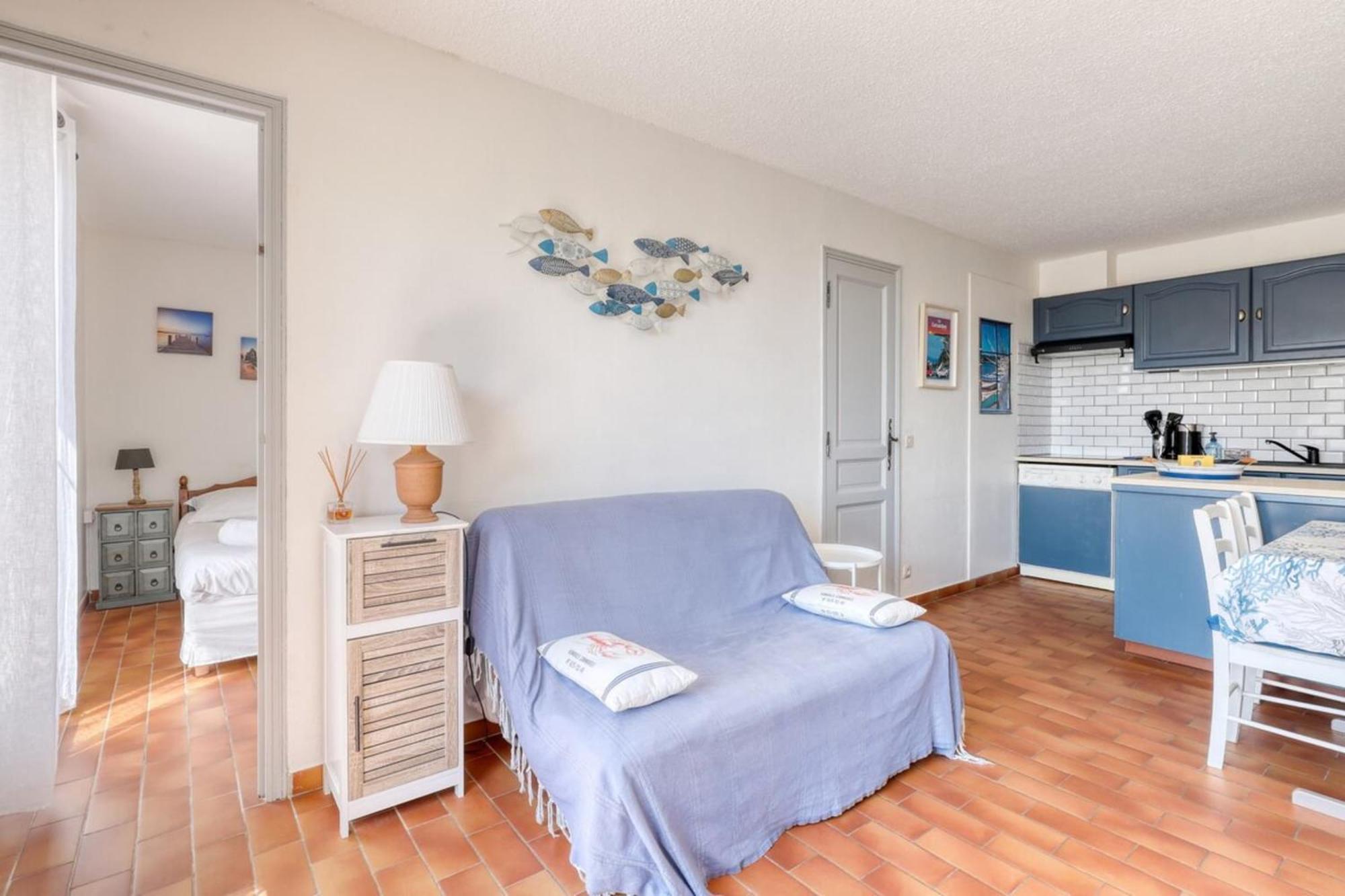 Vue Exceptionnelle à Saint-clair Pour 5 Personnes Appartamento Le Lavandou